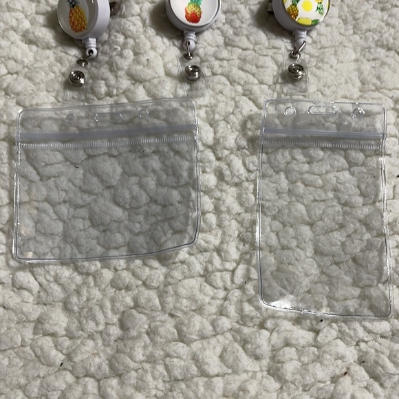 New pineapple lanyard clips - Picture 5 of 5